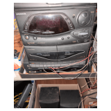 Magnavox 3 Disc Changer, Cassette Player