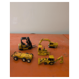 Diecast Metal Equipment, Catepiller, John Deere