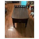 Side Table 21 x 26 x 20