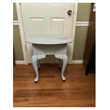 Oval Queen Anne Side Table (Painted) - 26”Wx22”Dx23.5”H