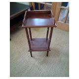 14.5x11.5x30 Telephone Table