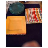 Assorted Plates 4 Green 8 Square