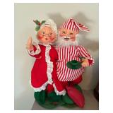20” Standing Santa and Mrs Klaus