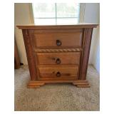 30.5”Wx20”Dx29.5”H Nightstand
