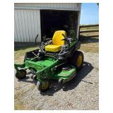 John Deere ZTrak Z900 Series Commercial Zero-Turn Lawn Mower - 328.3 Hours