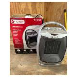 Utilitech Oscillating Heater