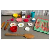 Doll House or Child's Kitchen Playset items