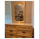 Vaughan of Virgina 6 Drawer Dresser and Mirror