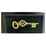 Stefano Oro 14K Gold Key Pendant