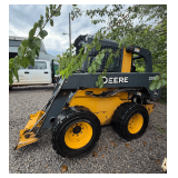 2015 JOHN DEERE 326E (#283918) See video below