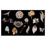 Vintage Costume Brooches & Pins