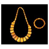 Bakelite Necklace and Stretch Bracelet