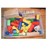 TOTE OF WOODEN BUILDING BLOCKS