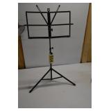 FOLDING TRAVEL MUSIC STAND
