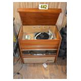 ANTIQUE SONATA CABINET STERO