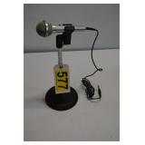 TABLE TOP MIC STAND AND MIC