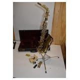 VINTAGE ELKHART BUESCHER SAXAPHONE
