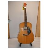 FENDER  DG-11  ACOUSTIC GUITAR