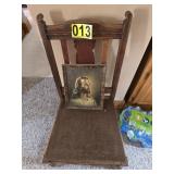 chair and pic