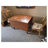 maple gate leg table w/2 chairs