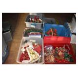 6 totes of christams