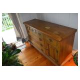 large pine master dresser