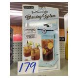ICED TEA AND COFFEE BREWING SYSTEM