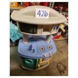USED LITTLE TYKES KITCHEN