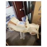 ANTIQUE CAR SIT ON