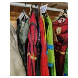 VARIOUS SIZES OF 6 HALOWEEN COSTUMES