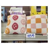 2 DECORATIVE PILLOWS