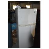 APARTMENT SIZE FRIDGE