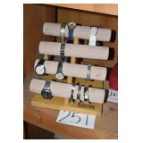 WATCH AND DISPLAY LOT