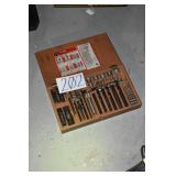 RIDGID EXTRACTOR SET