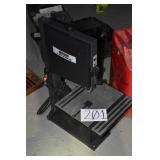 CENTRAL MACHINERY 9 INCH BAND SAW
