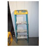 WERNER 4 FT STEP LADDER