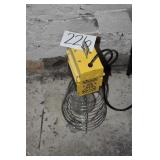 COMMERICAL 120 VOLT CEILING LIGHT