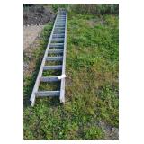40 FT ALUMINUM EXTENSION LADDER