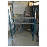 FOLDING SCAFFOLDING