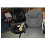 2 DESK CHAIRS