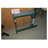 GRIZZLY T25101 BENCHTOP ENGLISH WHEEL