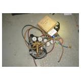 GAUGES AND HOSES