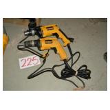 DEWALT DRILL AND SCREW GUN