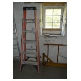 WERNER FIBERGLASS STEP LADDER 6 FT