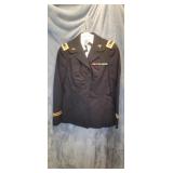 Female US Marine 2nd lt. w/ skirt collar, shirt,