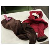 2 pair of M/L fleece lined stretch pants, red