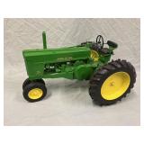 1/8 John Deere 70 tractor