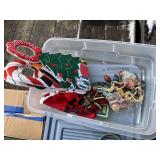 Small tote with lid Christmas Decor