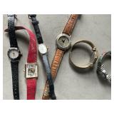 (6) watches