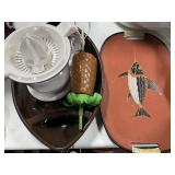 Juicer, serving trays and a pineapple cup
